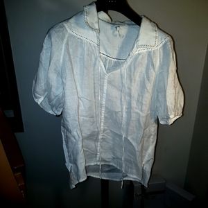 EUC anthropologie white stitched shirt